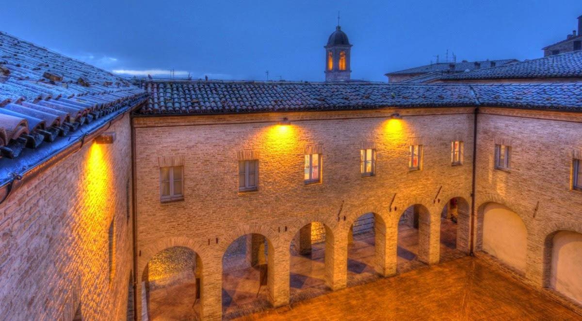 B&B Le Stanze Del Chiostro Serra deʼ Conti 외부 사진